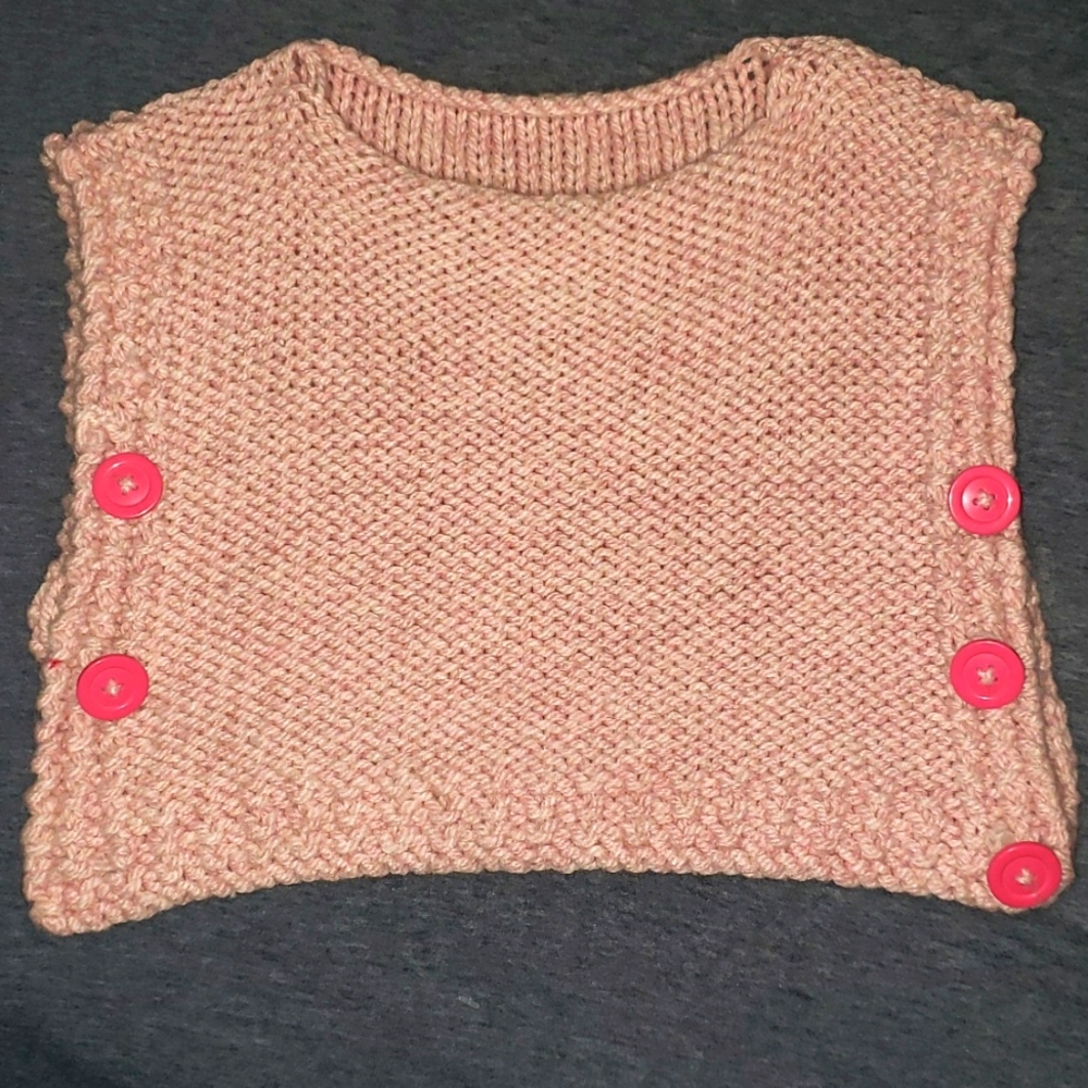 No sleeve knit ponch for baby
